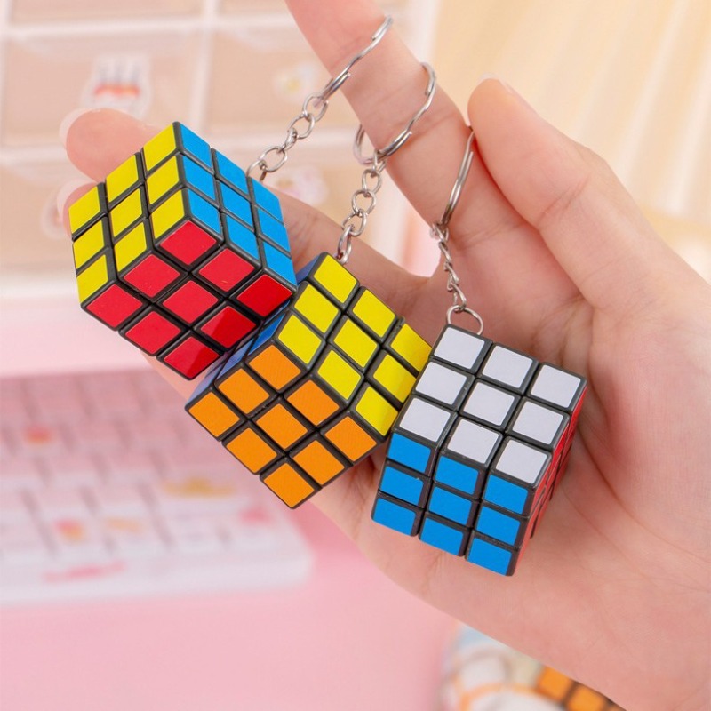 مكعب سحري صغير 3×3 على شكل سلس - مراجعة Electronics Gadgets Bag وسعره